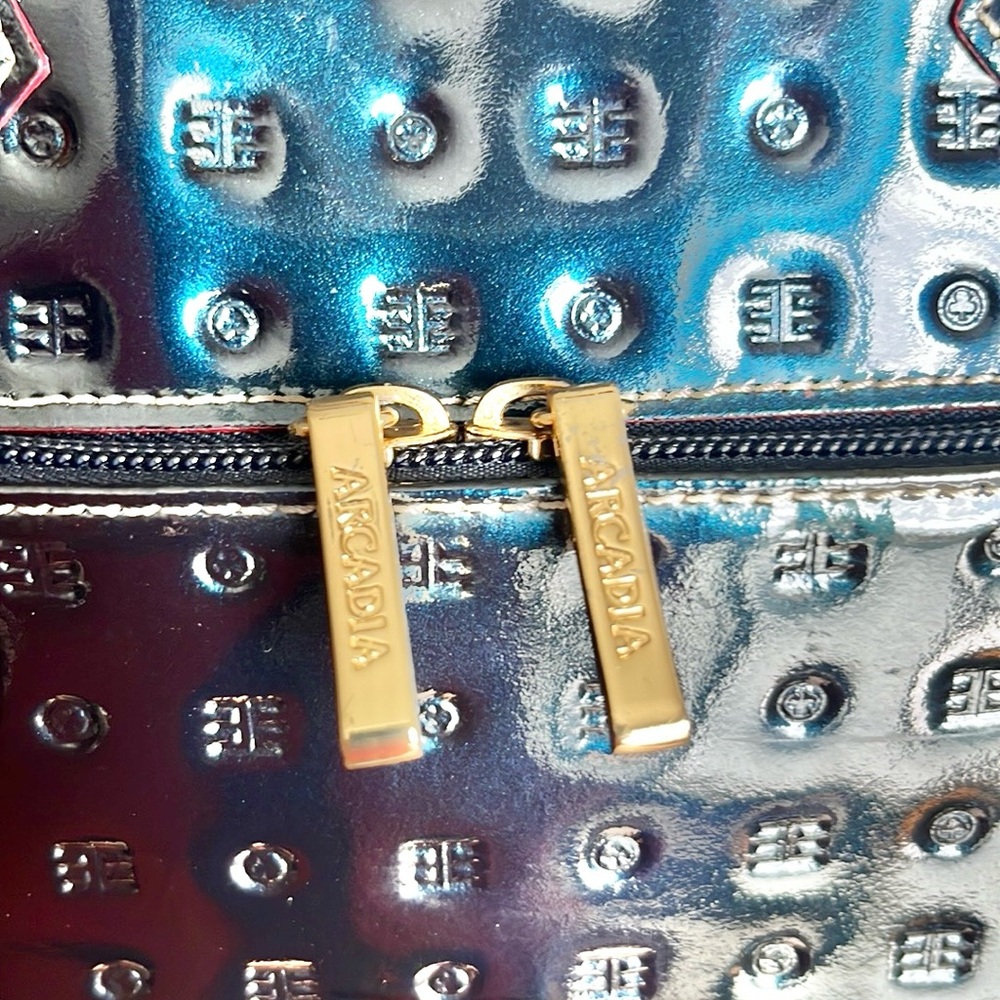 Arcadia Blue patent Satchel - Picture 2 of 13